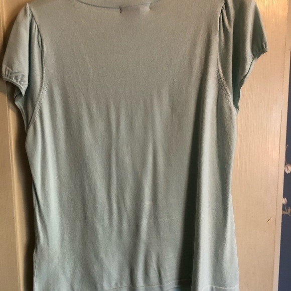 August Silk pale green sweater. Size Large. - Picture 6 of 6